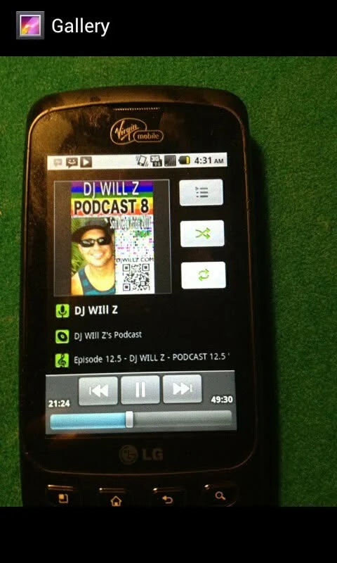 DJ Will Z podcast streaming on an early smartphone